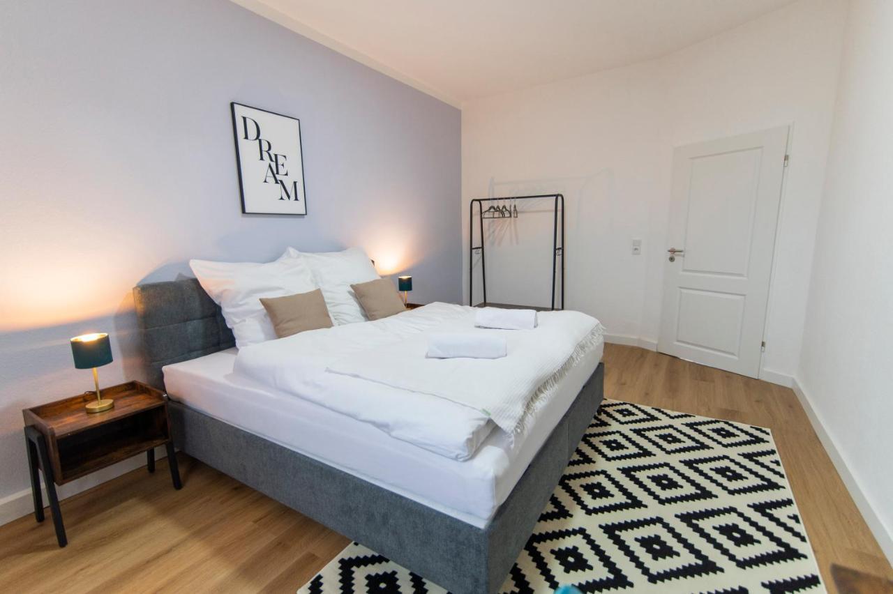 Peter Apartments - Wohnung 90Qm, 3 Schlafzimmer, Kueche, Wohnzimmer, Balkon, Netflix Fulda Ngoại thất bức ảnh